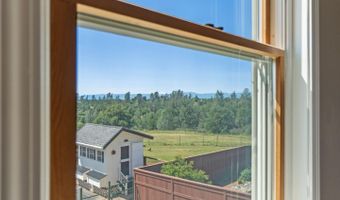 17962 Coyote Ln, Anderson, CA 96007