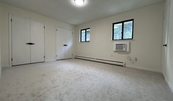 38 Sutton Pl 38, Bloomfield, CT 06002