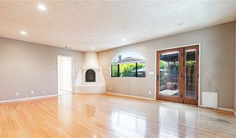 2240 W 231st St, Torrance, CA 90501