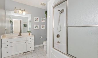 225 Linwood Ln, Aurora, OH 44202