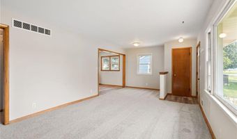 2111 3rd Ave SE, Austin, MN 55912