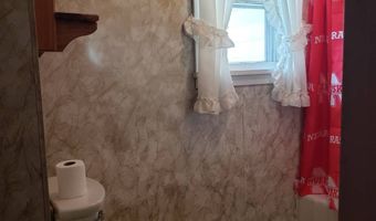 110 Cedar St, Belden, NE 68717