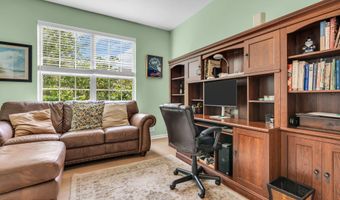 4 Faulkners Pl, Barnegat, NJ 08005