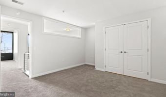 8300 WISCONSIN Ave 1B-1-423, Bethesda, MD 20814