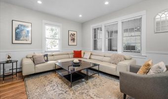 18 Ellice St, Bayonne, NJ 07035