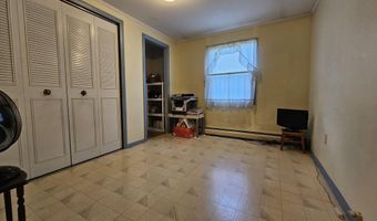 381 Birch St, Bangor, ME 04401