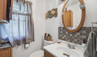 609 West St, Alden, IA 50006