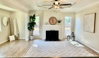 815 Scenic Ave, Santa Rosa, CA 95407