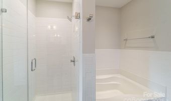 7318 Swans Run Rd, Charlotte, NC 28226