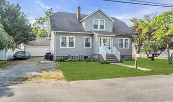 700 Halliard Ave, Beachwood, NJ 08722