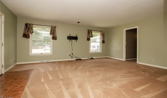2505 Vollmer Dr, Austintown, OH 44511