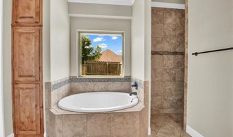 2217 Trace Ridge Dr, Weatherford, TX 76087