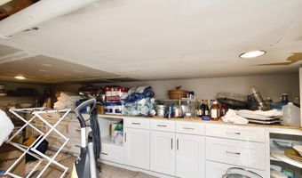 8312 UPPER SPRING Ln, Annandale, VA 22003