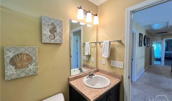 40 Red Blossom Ct, Allenhurst, GA 31301