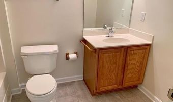 426 Eyam Hall Ln 426, Apex, NC 27502