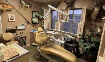 138 N Meridian St, Aberdeen, MS 39730