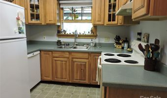 674 Johnson's River Bend Ln, Bakersville, NC 28705