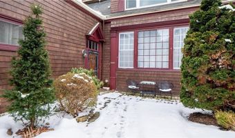 167 Coggeshall Ave A, Newport, RI 02840