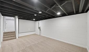 907 40th Ln, Anoka, MN 55303