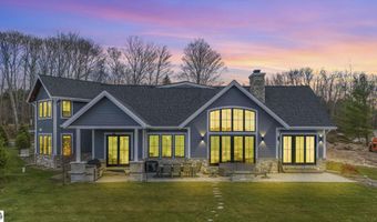 9214 Myrtle Ln, Alden, MI 49612