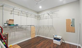 410 H St, Barling, AR 72923