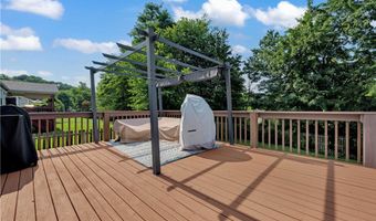 1028 Lexington Dr, Aliquippa, PA 15001