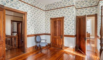 208 S Main St, Abbeville, SC 29620