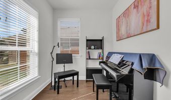 942 Herschell St, Allen, TX 75013