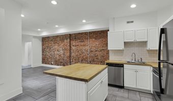 1687 Oak St 1685, Columbus, OH 43205