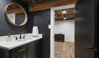 325 W GREENFIELD Ave, Algoma, WI 54201
