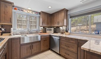 93 Island View Rd, Acton, ME 04001