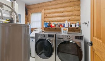 1510 Luce Ct, Alma, MI 48801