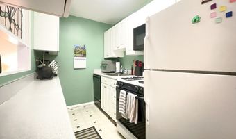 2 Hawthorne Pl 16K, Boston, MA 02114