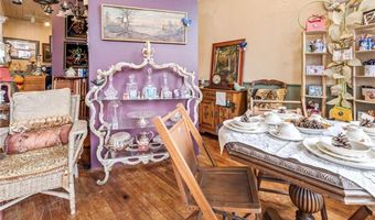 305 N Main St, Alma, WI 54610