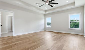 7612 S Shoreline Blvd, Benton, AR 72019