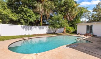 820 RUGBY St, Orlando, FL 32804