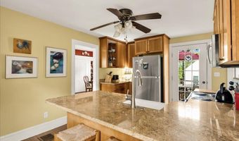23 Commercial St, Belfast, ME 04915