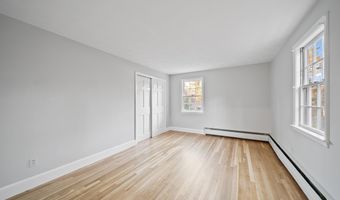 4 Forest Rd, Atkinson, NH 03811