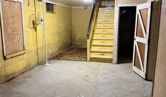 3641 Green Garden Rd, Aliquippa, PA 15001
