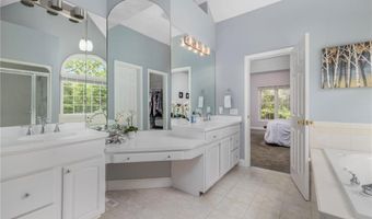 15 Sophia Cir, North Kingstown, RI 02852