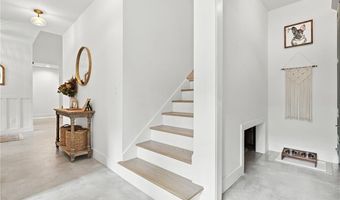 151 Settlers Ridge Dr, Ball Ground, GA 30107
