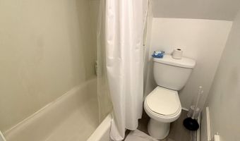 20 Temple St, Auburn, ME 04210