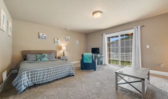 549 S FRONT St, Rockaway Beach, OR 97136