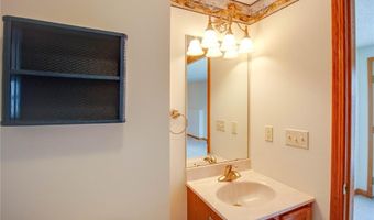 101 Serenity Dr, Alton, IL 62002