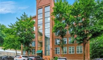 2 School St 133, Lincoln, RI 02802