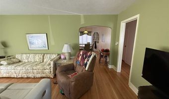 627 1st St, Nashwauk, MN 55769