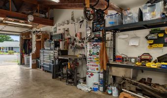 18955 SW BOUCHER Ct, Aloha, OR 97003