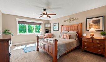 18736 Roselle Cv, Auburn, IN 46706