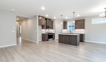 734 NW 28TH St, Battle Ground, WA 98604