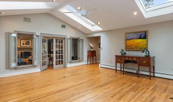 214 WARDOUR Dr, Annapolis, MD 21401
